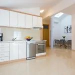 Ana Διαμέρισμα *