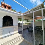 Ana Διαμέρισμα *